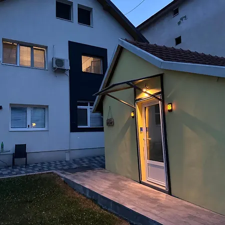 Hébergement de vacances Ema